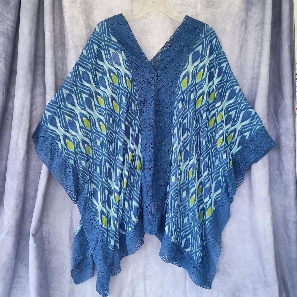 Liz Lange Blue Geometric Lace Trim Kimono Cover Up Poncho Boho Beach